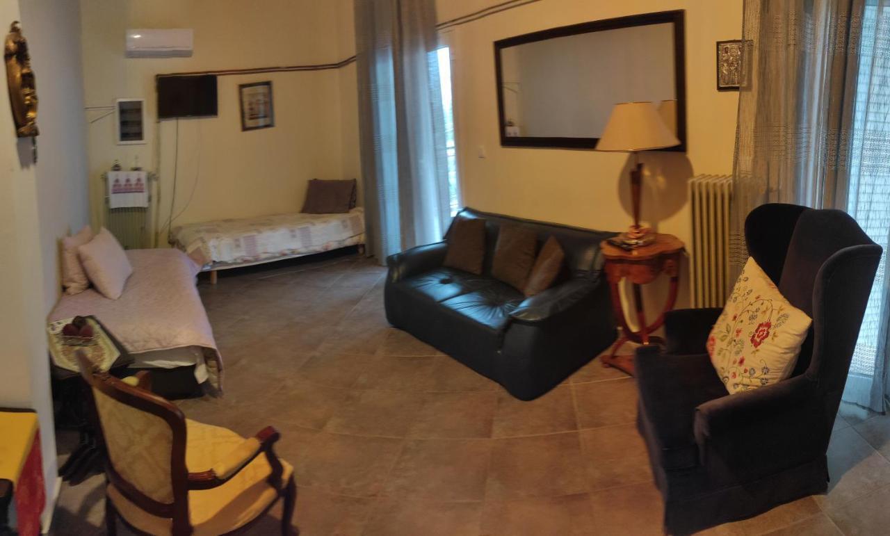 Near Airportand Metropolitan Penelopi Cozy Home Artemida  Ngoại thất bức ảnh